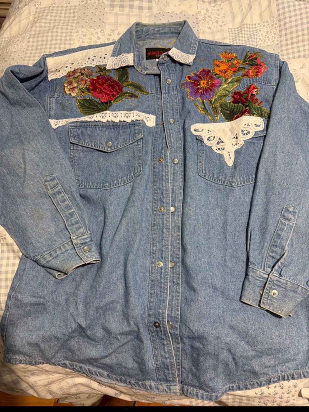 Granny core Denim Embroidered Floral Button-Front Shirt - Blue